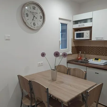 Semesterbostad Evelyn